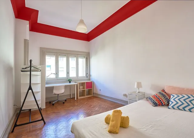 Private room in Avenida Almirante Reis, Lisbon (1536453) room image 1