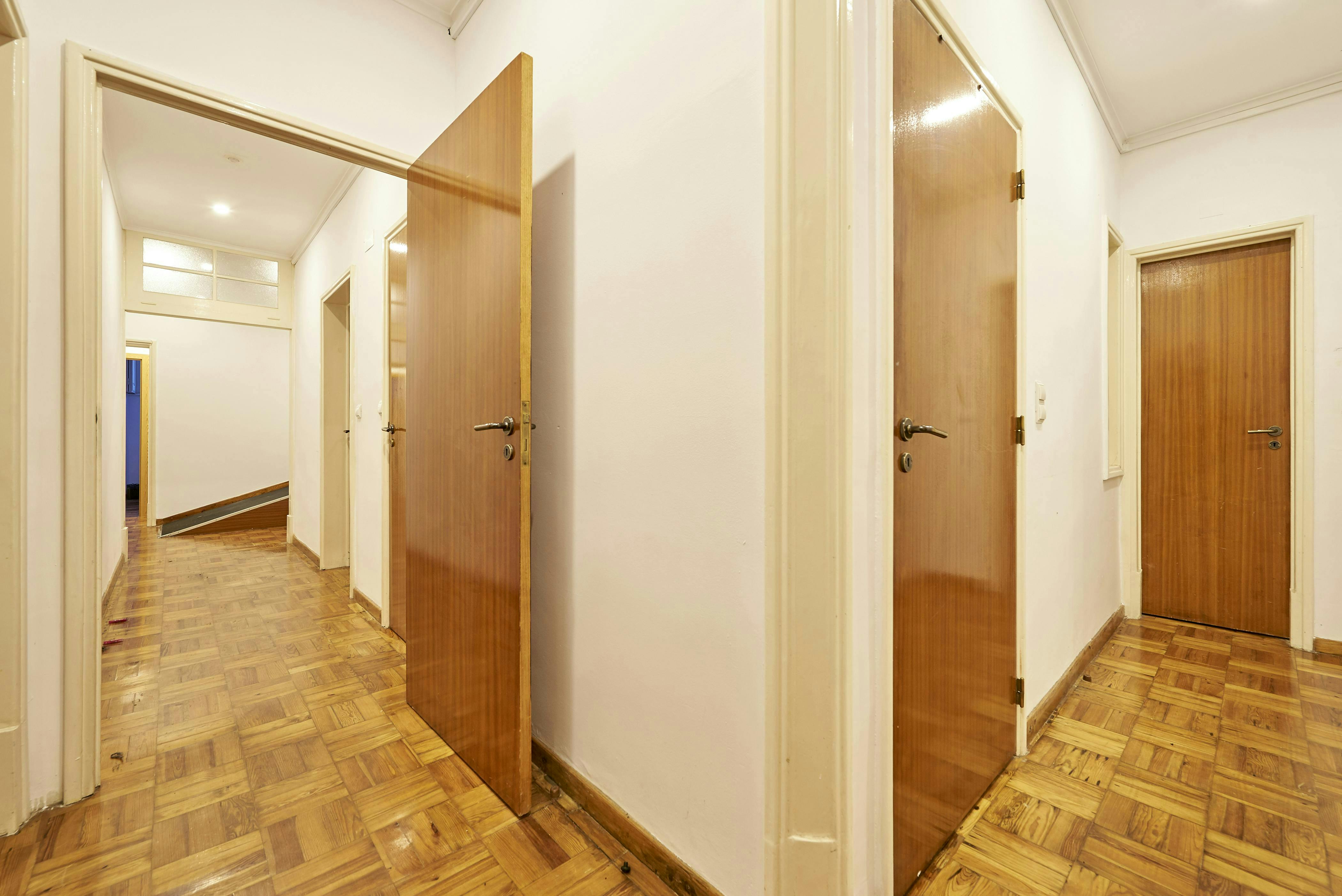 Apartment Lisbon, 100m² — photo 3