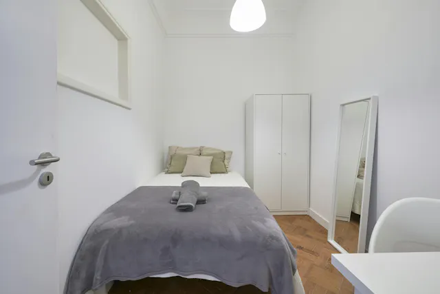 Private room in Avenida Almirante Reis, Lisbon (1536601) room image 2