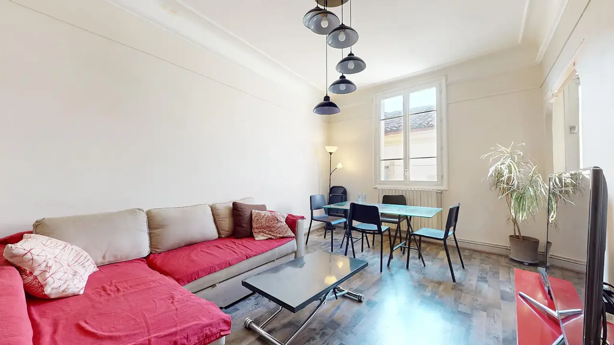 Rue de la Campane, Avignon preview