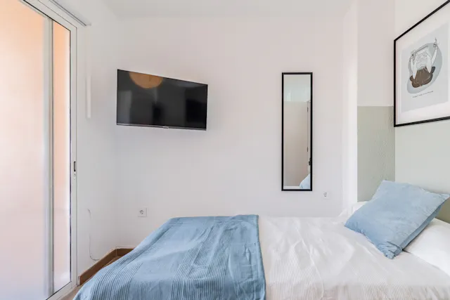 Private room in Carrer de Miguel Servet, Valencia (1536749) room image 2