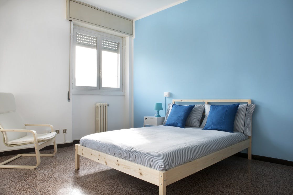 Via Federico Engels, Milan