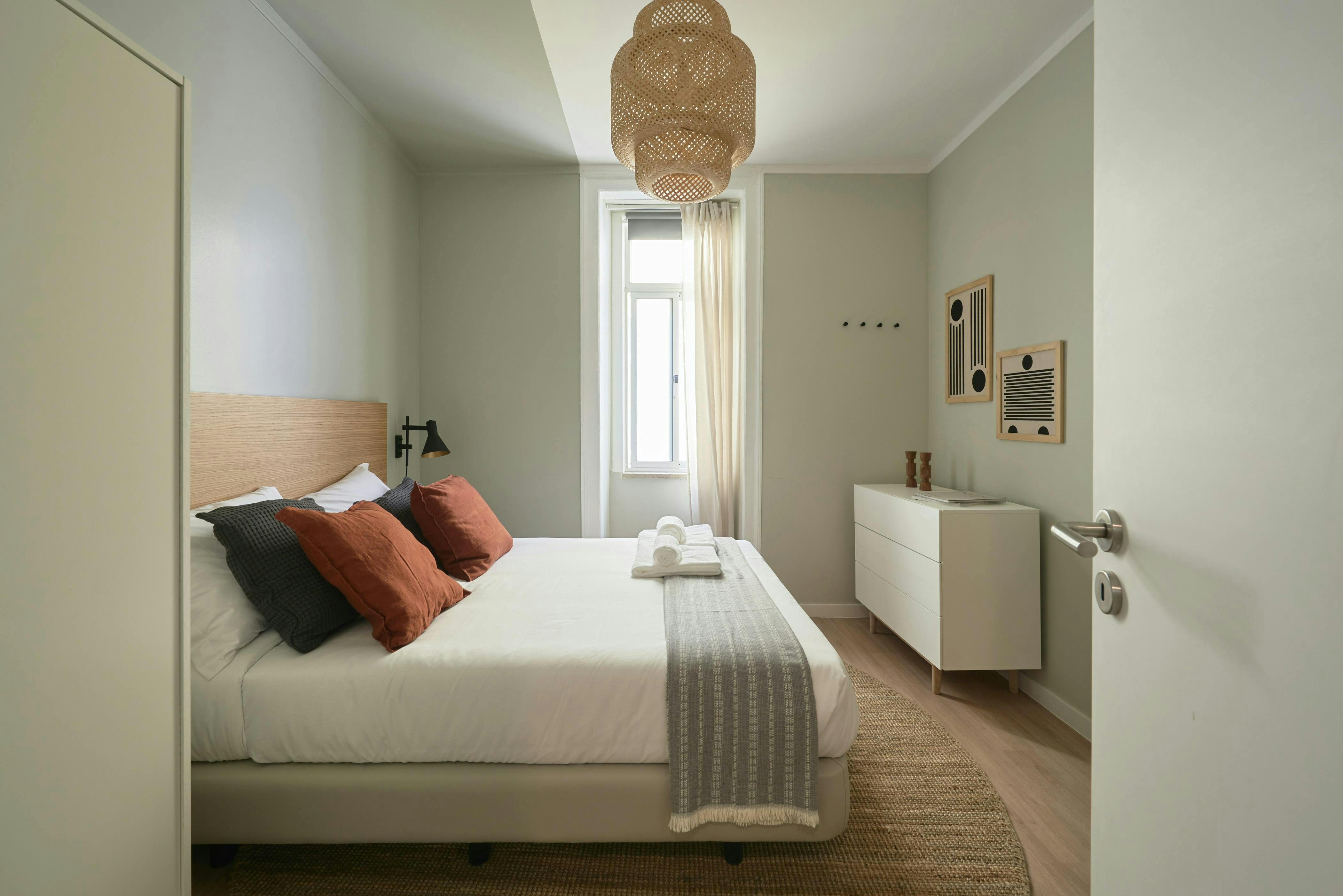 Rua Morais Soares, Lisbon preview