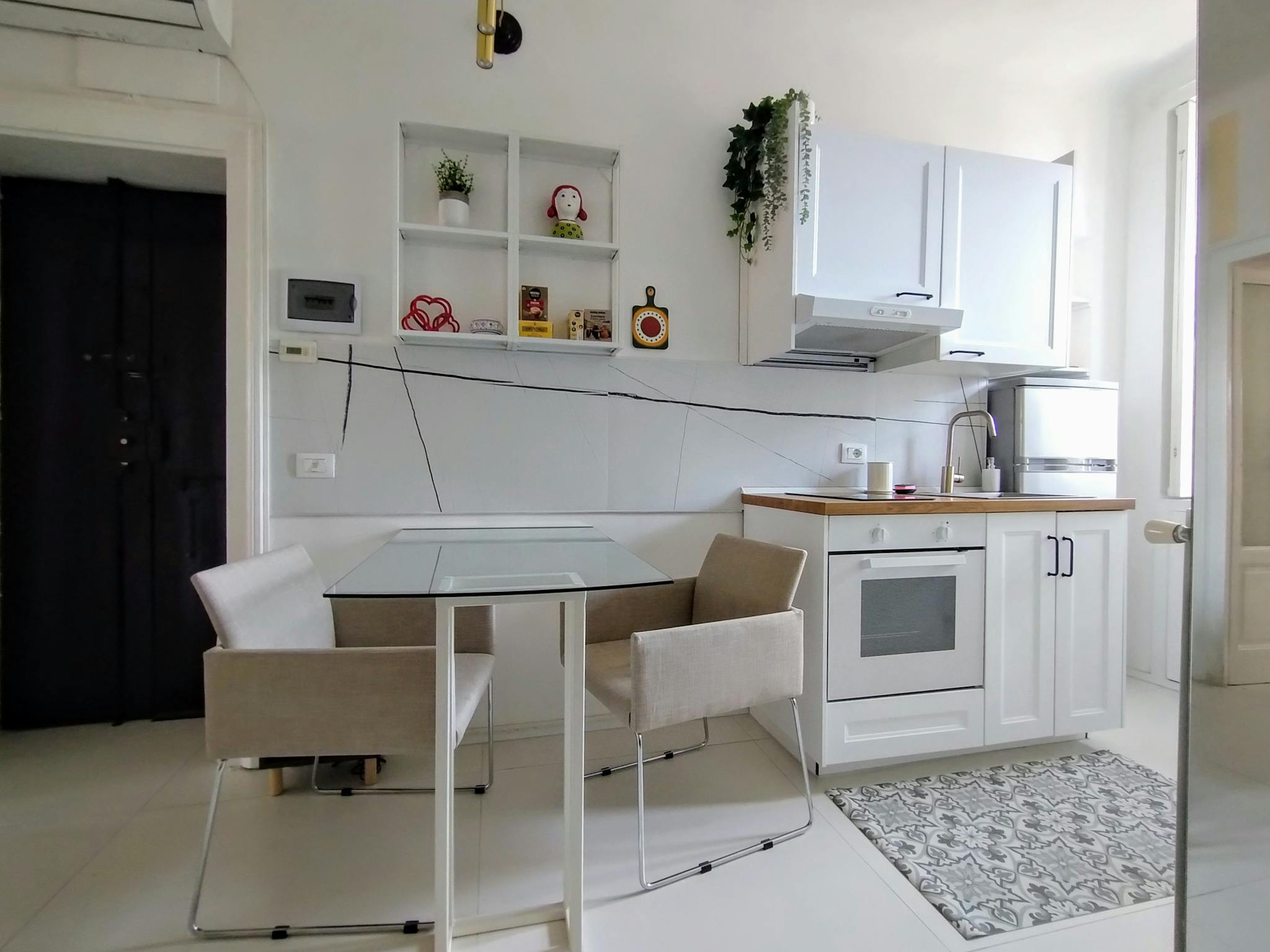 Via Riva di Trento, Milan preview