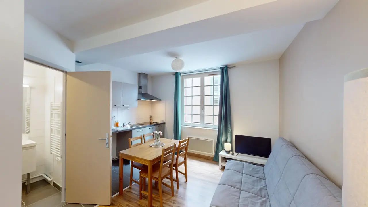 Квартира сдается в аренду за 401 € в месяц в Limoges, Rue du Temple