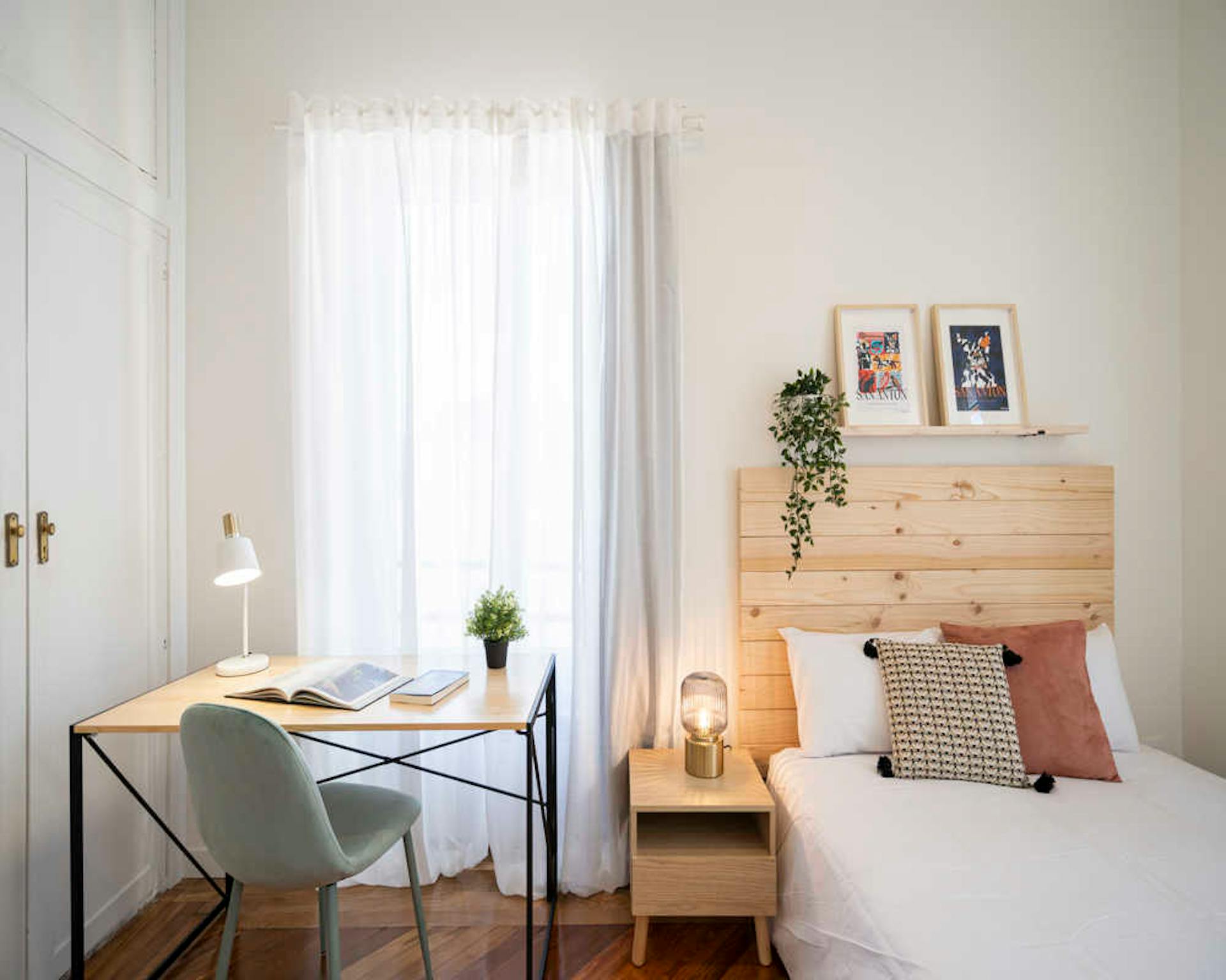 Calle de los Olivos, Madrid preview