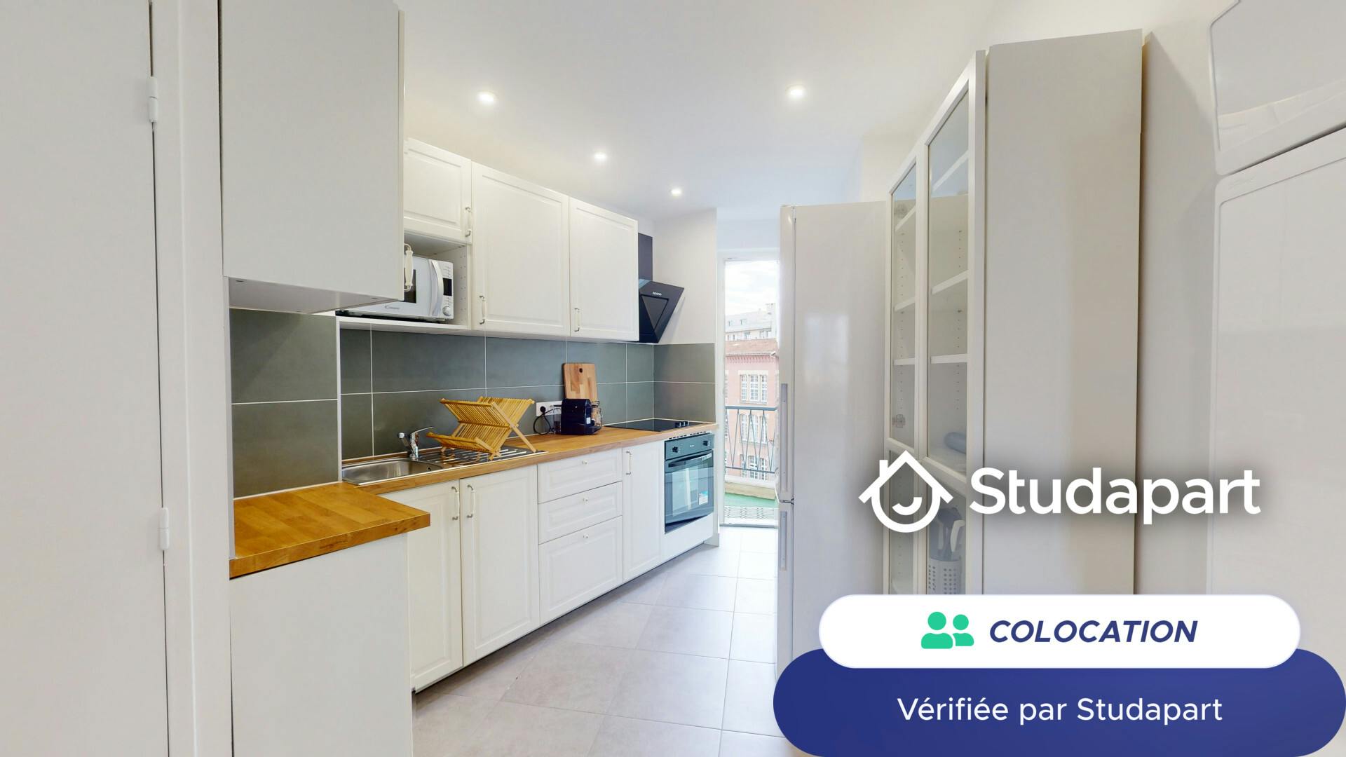 Private room for rent on Rue Matabiau, Toulouse - Plus