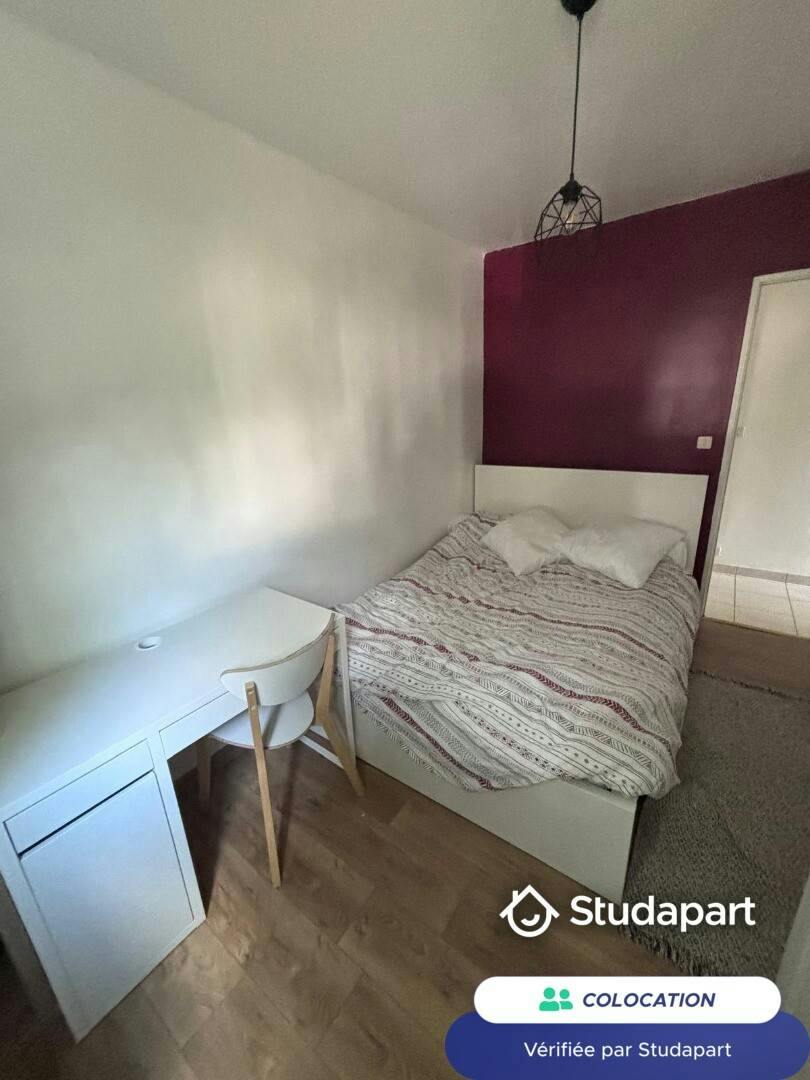 Private room for rent on Allée des Îles Loyauté, Nantes - Plus