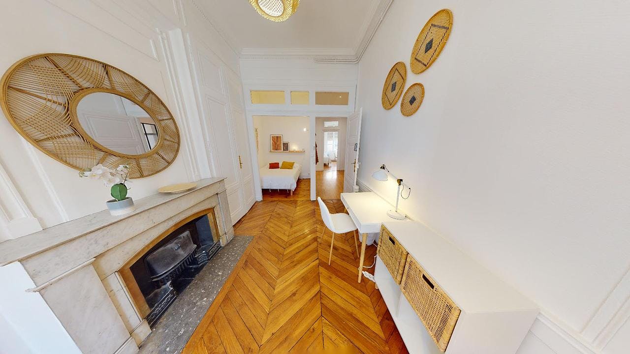 Apartment Lyon, 92m² — photo 3