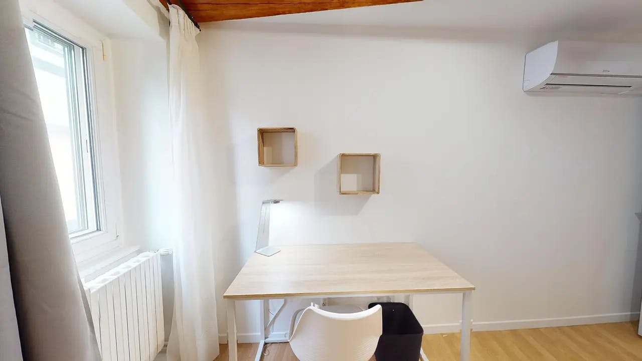 Rue Saint-Vincent-de-Paul, Clermont-Ferrand preview