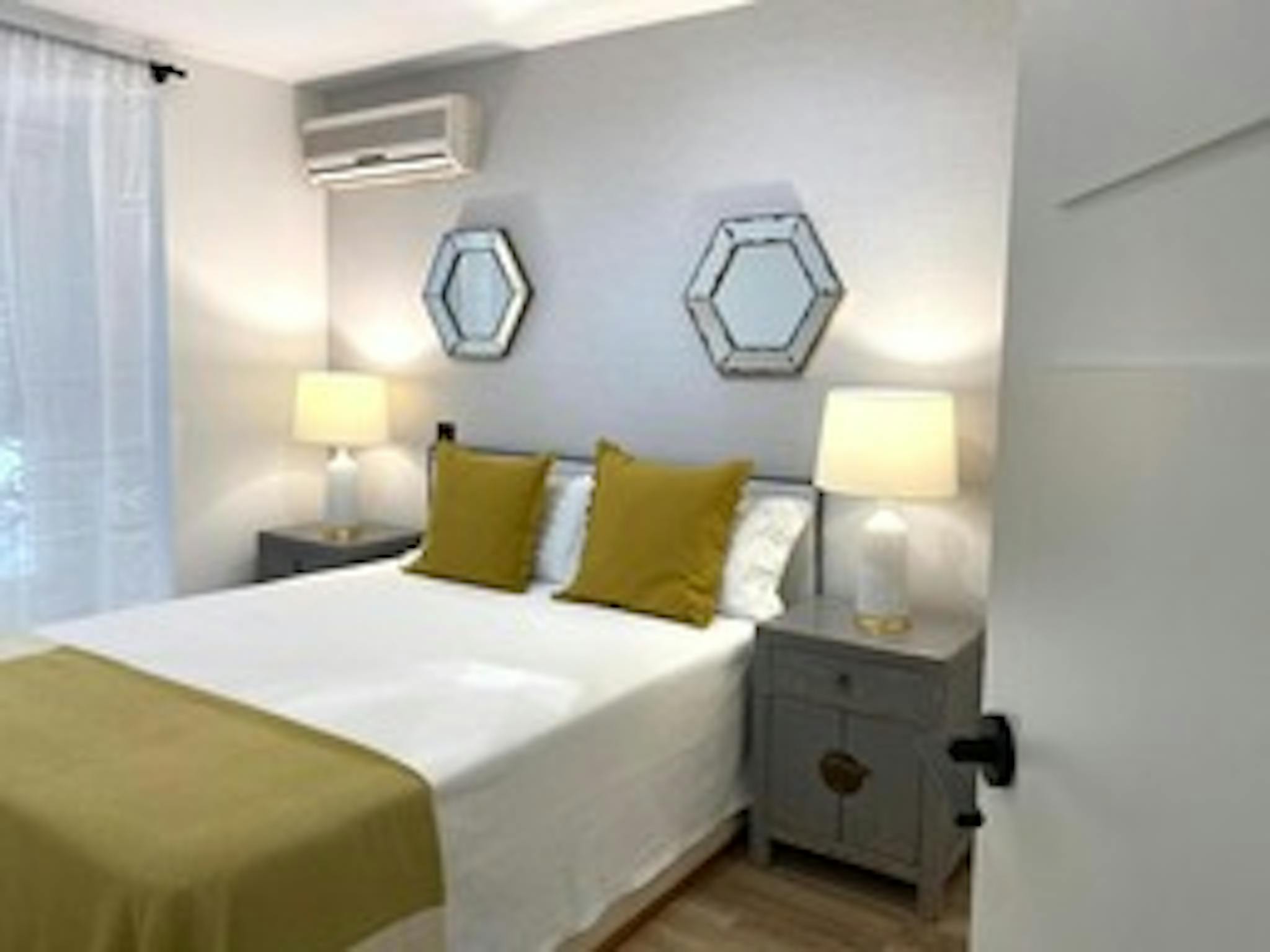 Calle de Fuencarral, Madrid preview