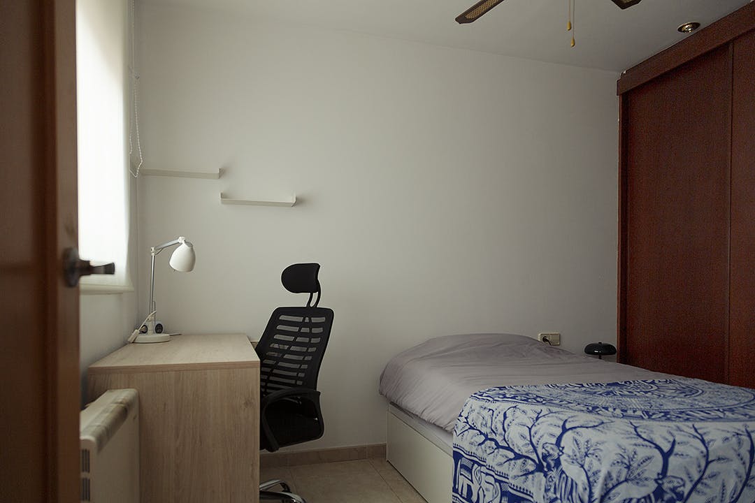 Private room for rent for €385 per month in Manresa, Passeig de Pere III