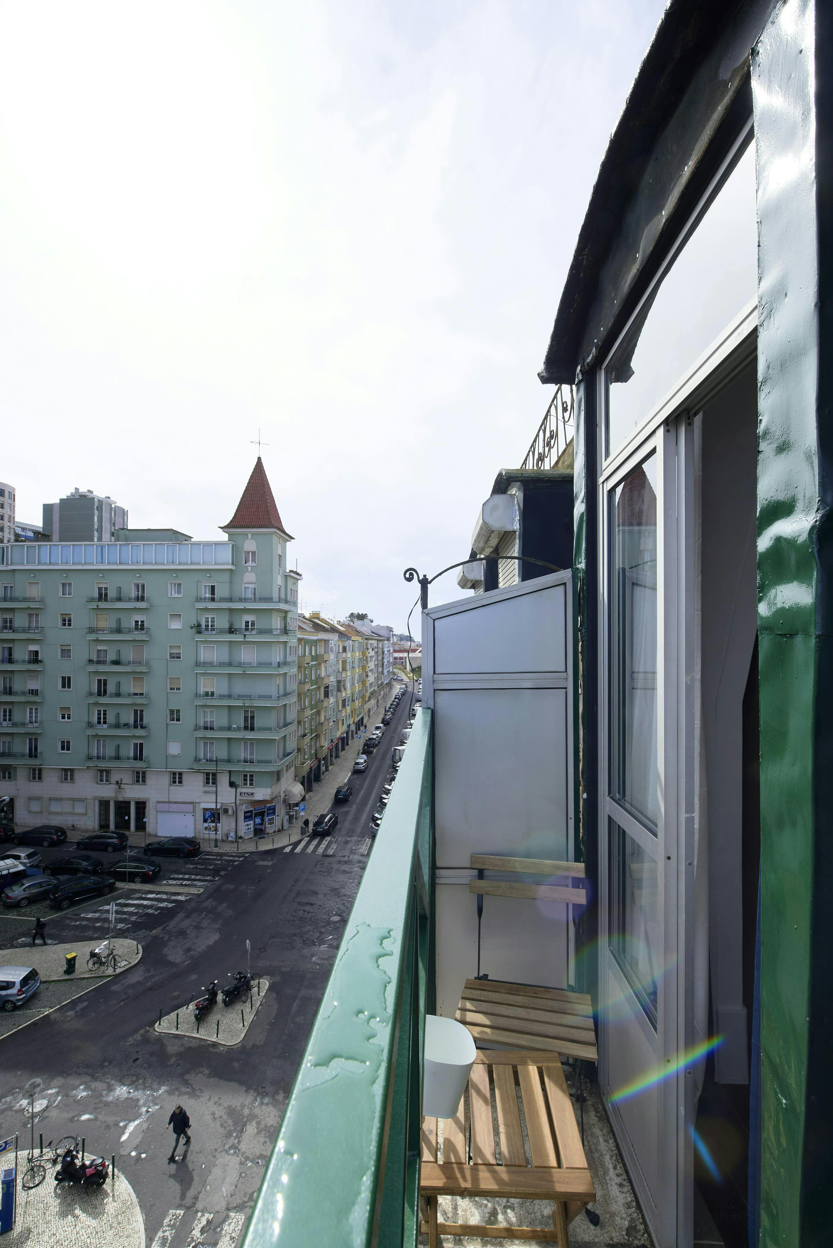 Apartment Lisbon, 100m² — photo 3