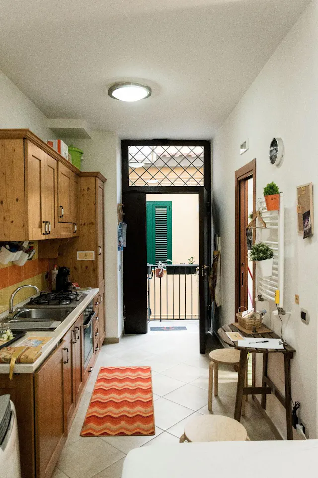Apartment in Piazzetta Luigi Settembrini, Naples (1537714) room image 2