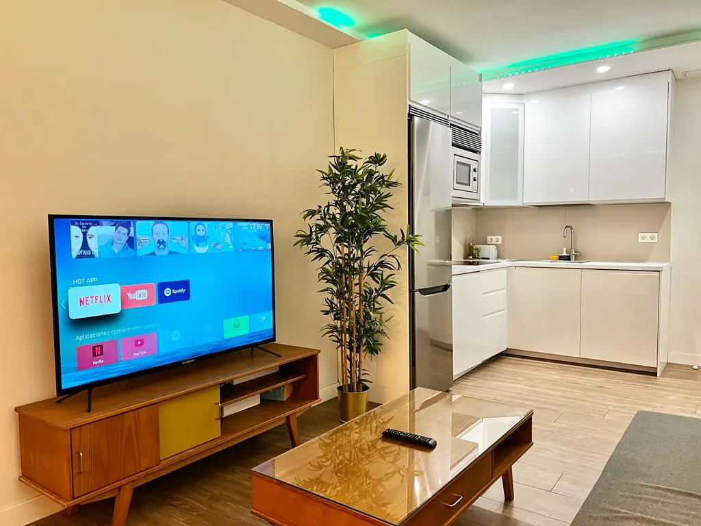 1-Bedroom Apartment in Calle de Andrés Mellado, Madrid (1537734) ROOM 4