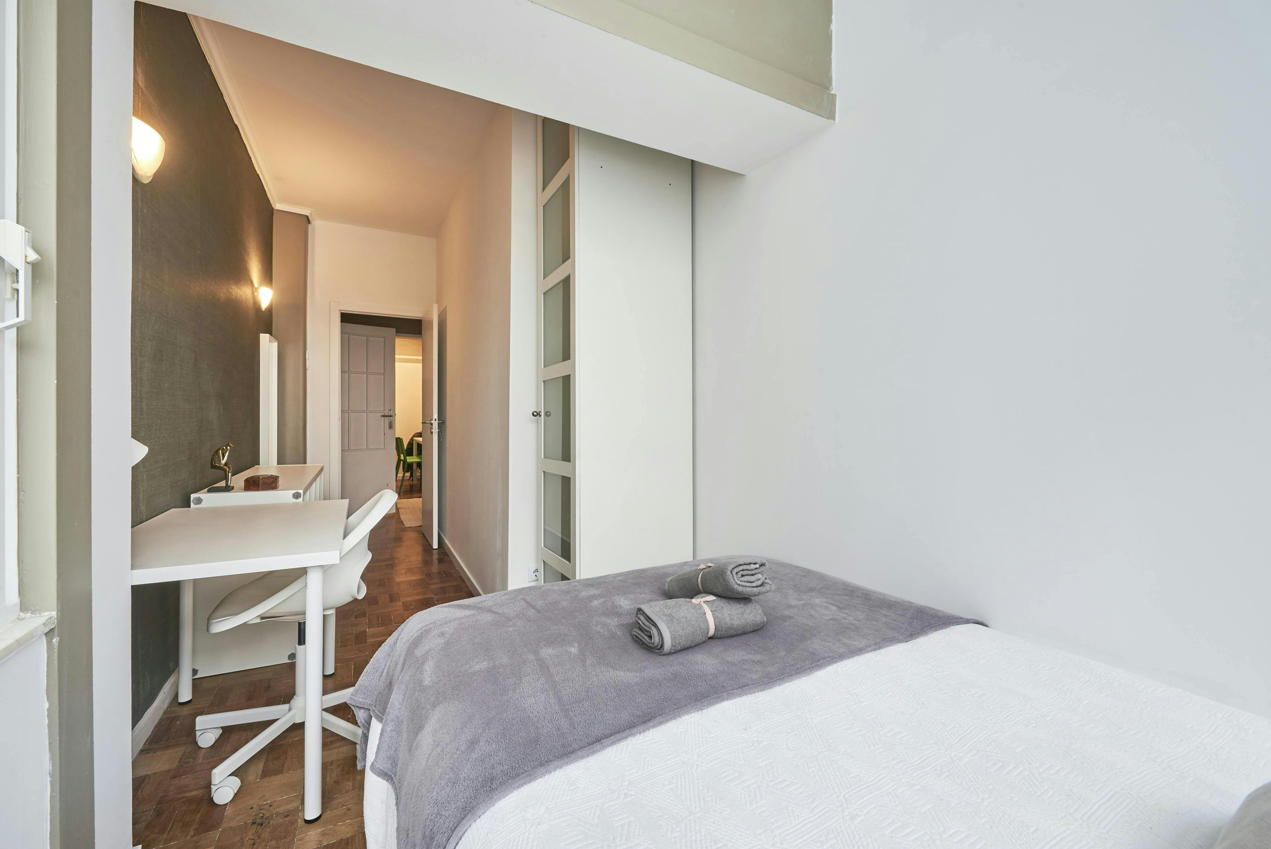 Apartment Lisbon, 100m² — photo 3