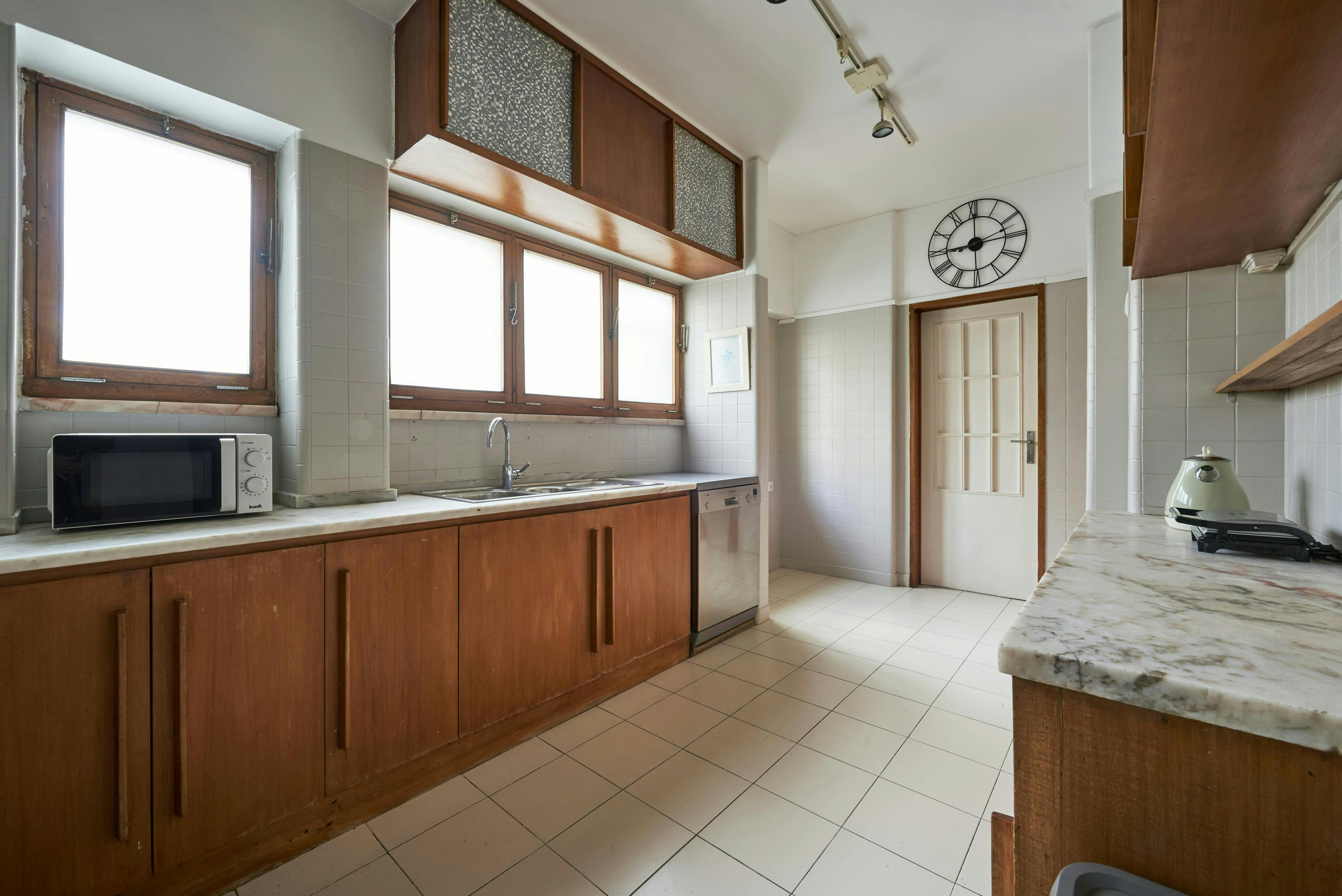 Apartment Lisbon, 100m² — photo 4