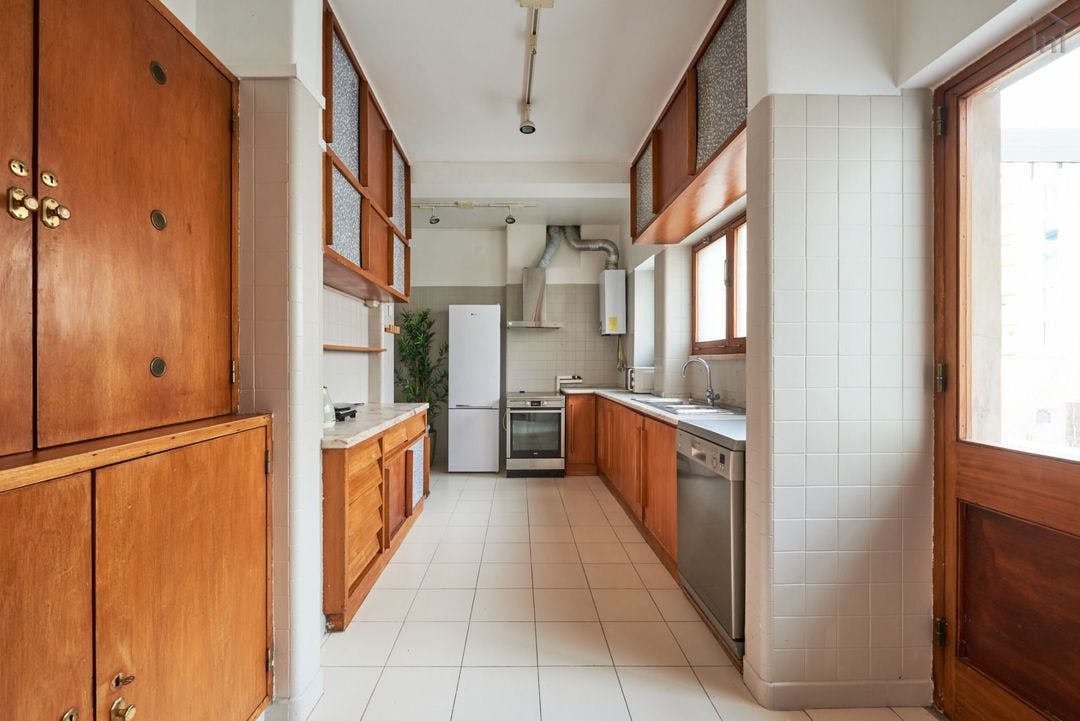 Apartment Lisbon, 100m² — photo 7