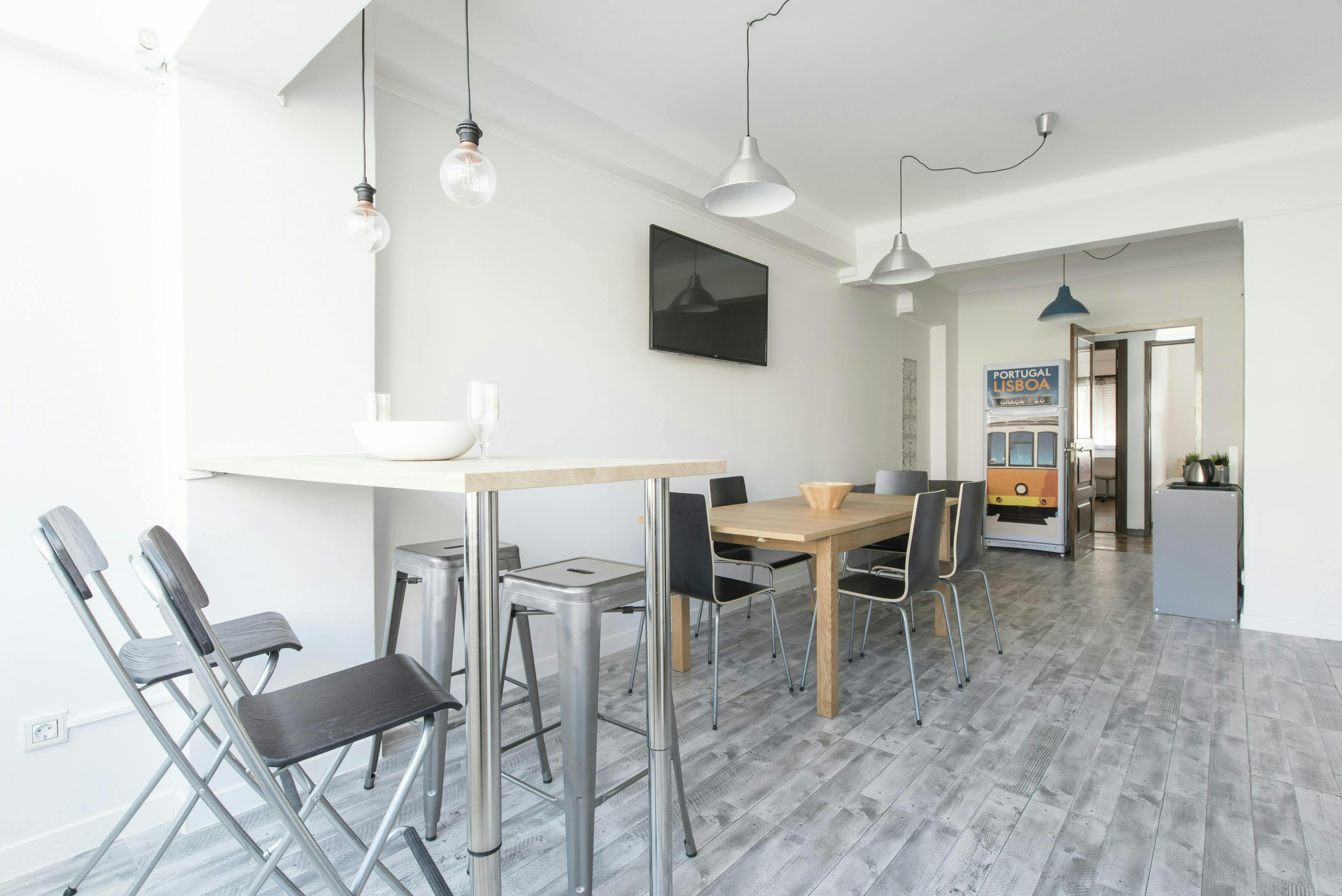 Apartment Lisbon, 100m² — photo 5