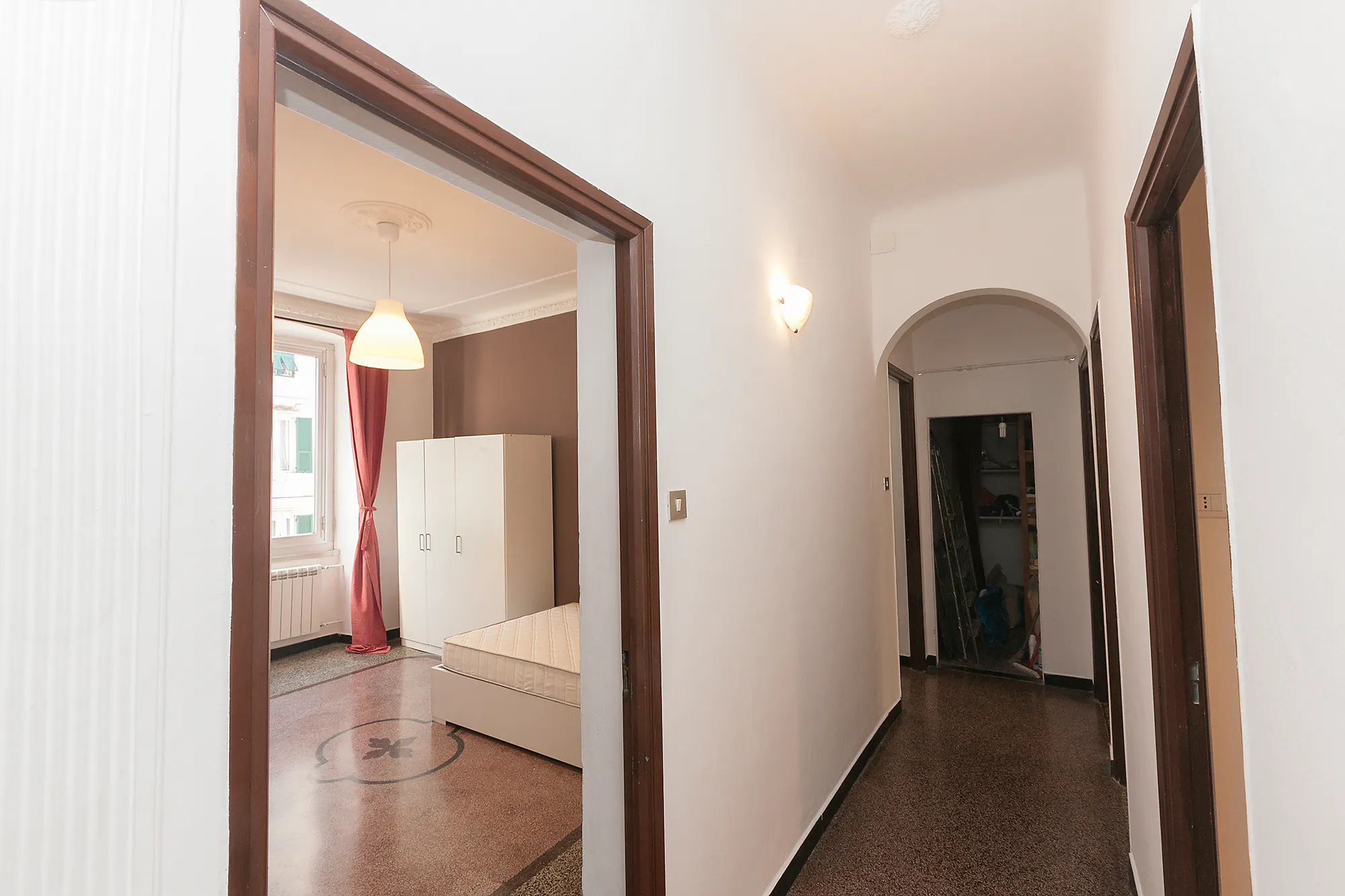 Private room in Corso Buenos Aires, Genoa 4