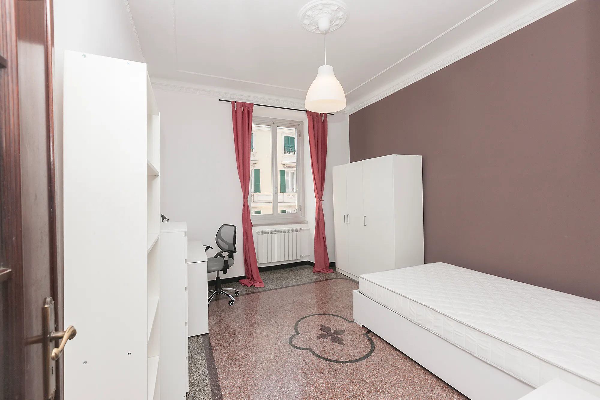 Private room in Corso Buenos Aires, Genoa 1