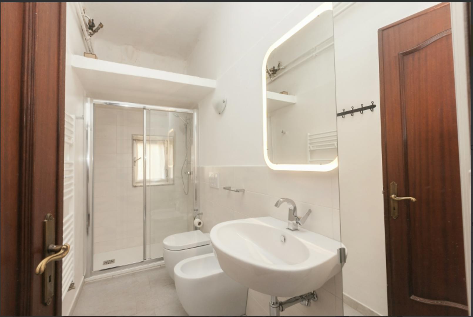 Single room Genoa, 1 bed, 13m² — photo 6