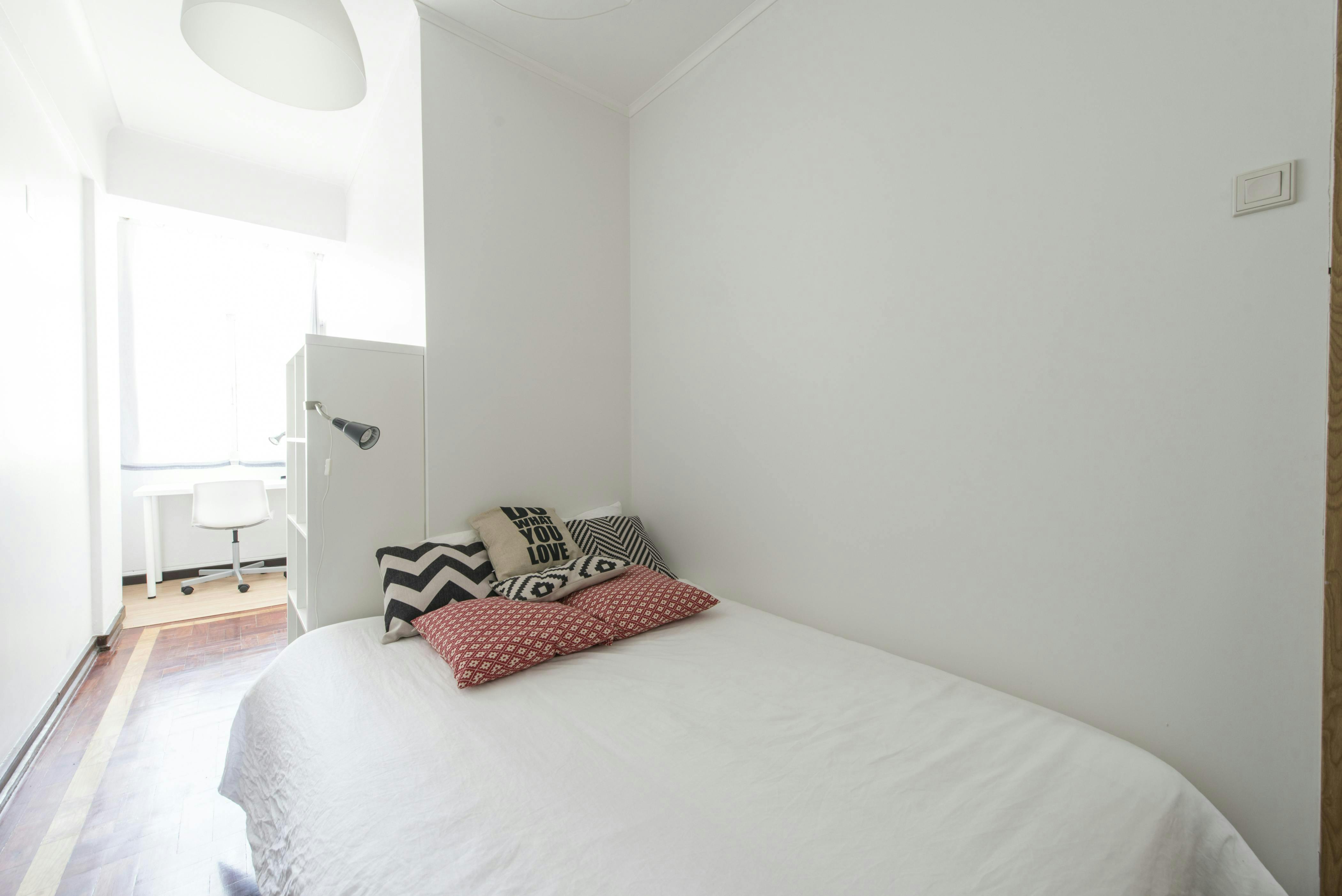 Avenida Visconde de Valmor, Lisbon preview