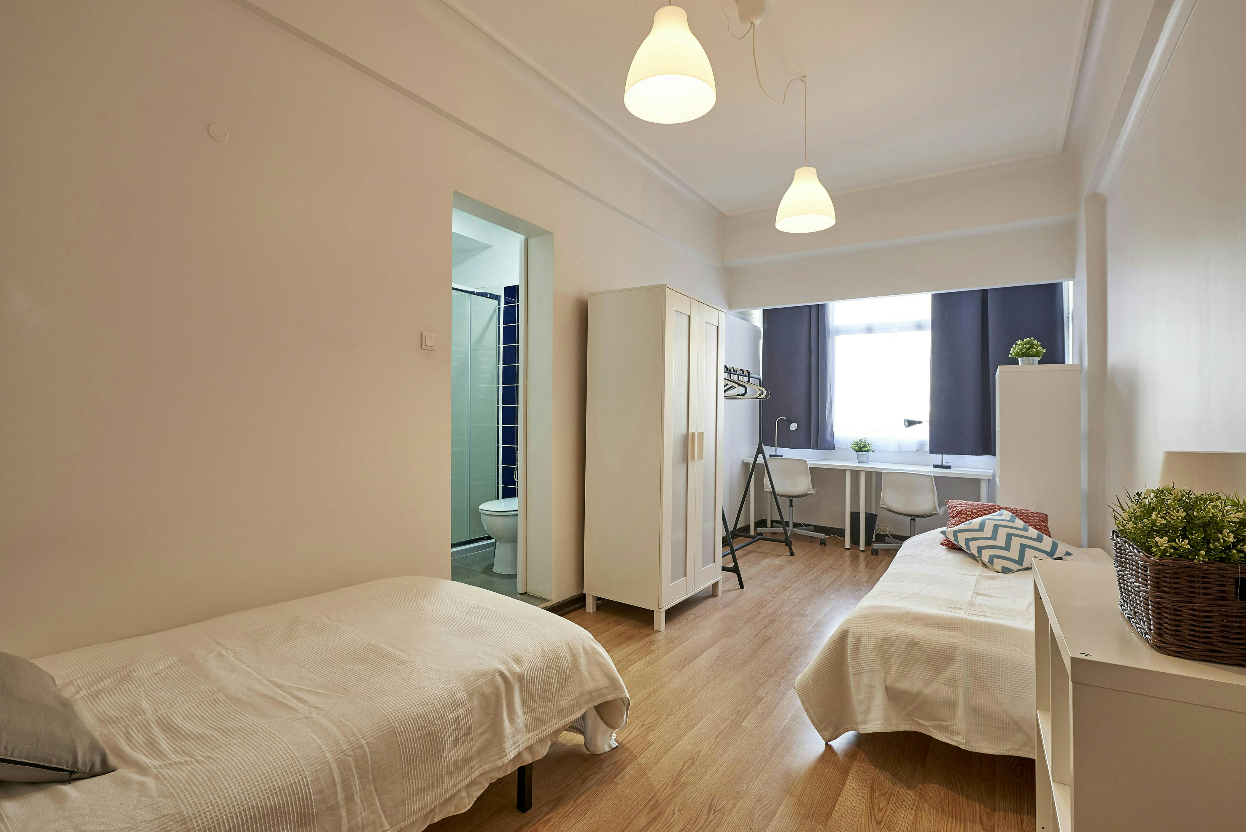 Avenida Visconde de Valmor, Lisbon preview