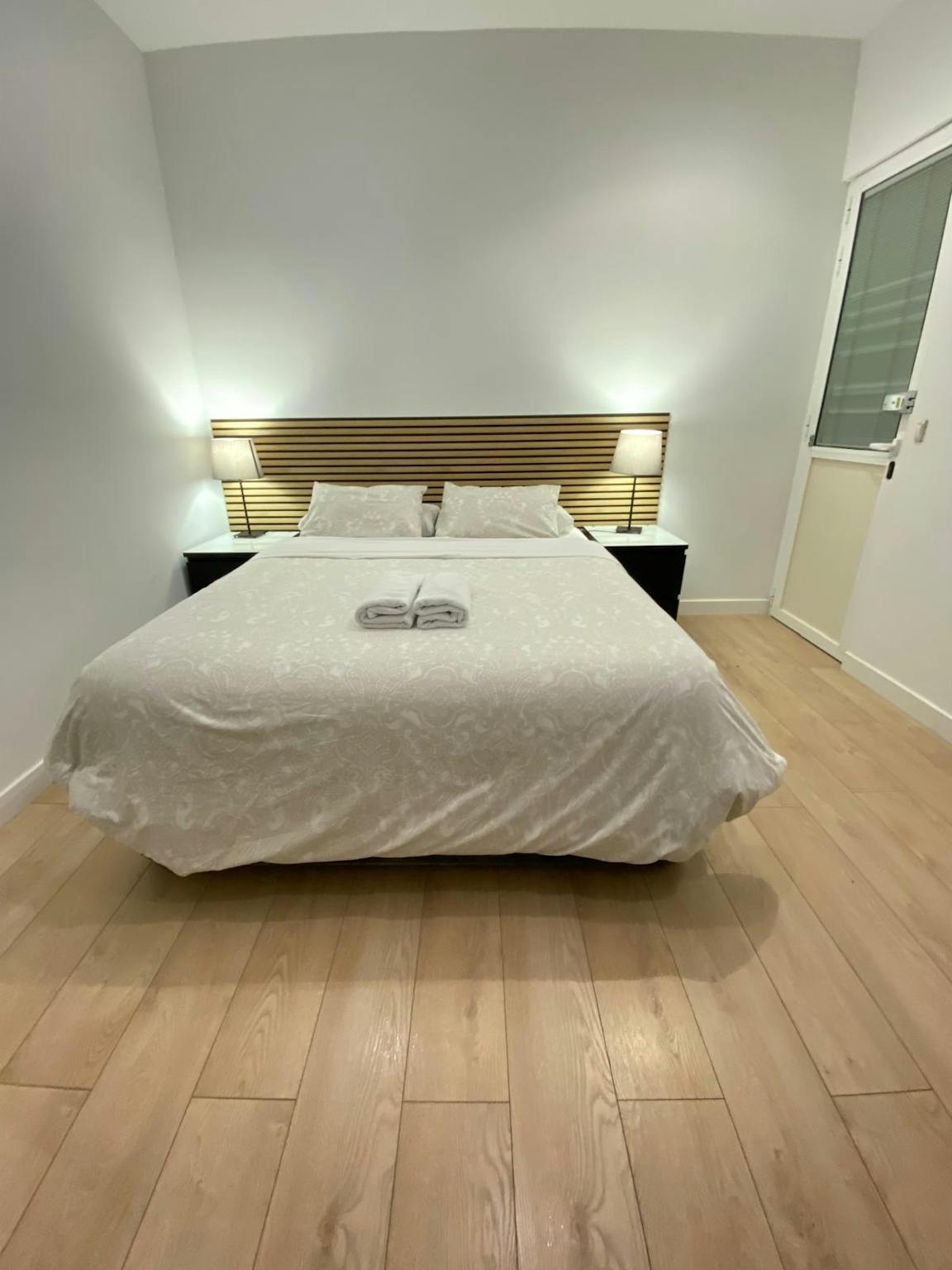 Calle Gran Vía, Madrid preview