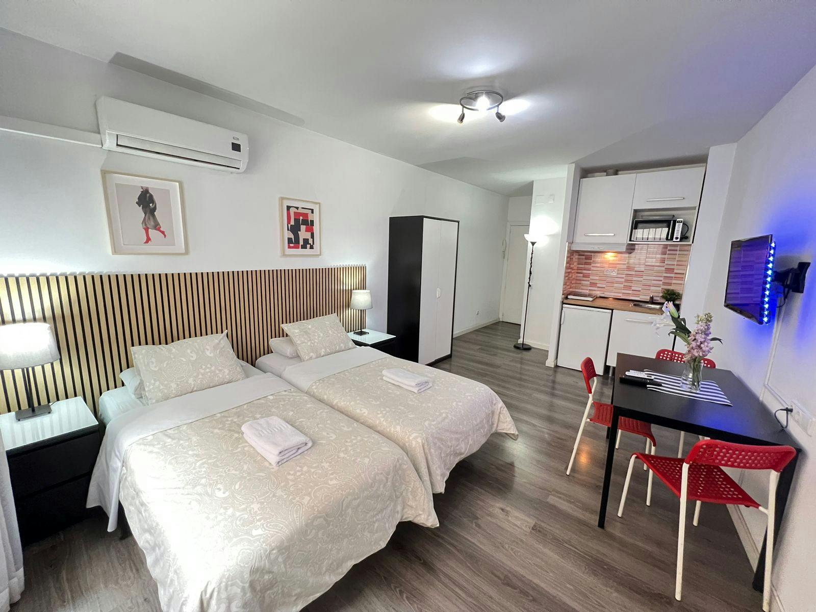 Studio zu mieten für 1.399 € pro Monat in Madrid, Calle de Vallehermoso