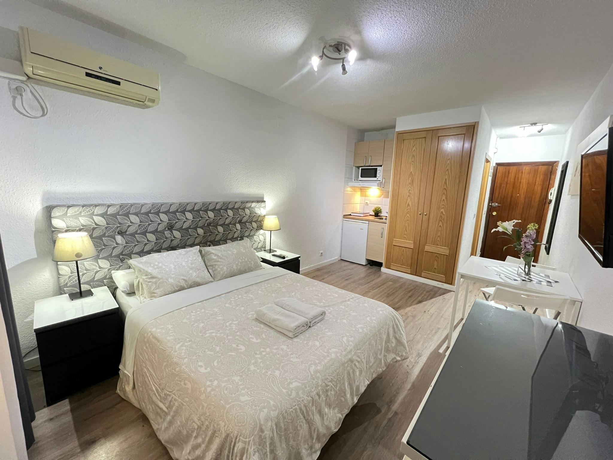 Calle de Vallehermoso, Madrid preview