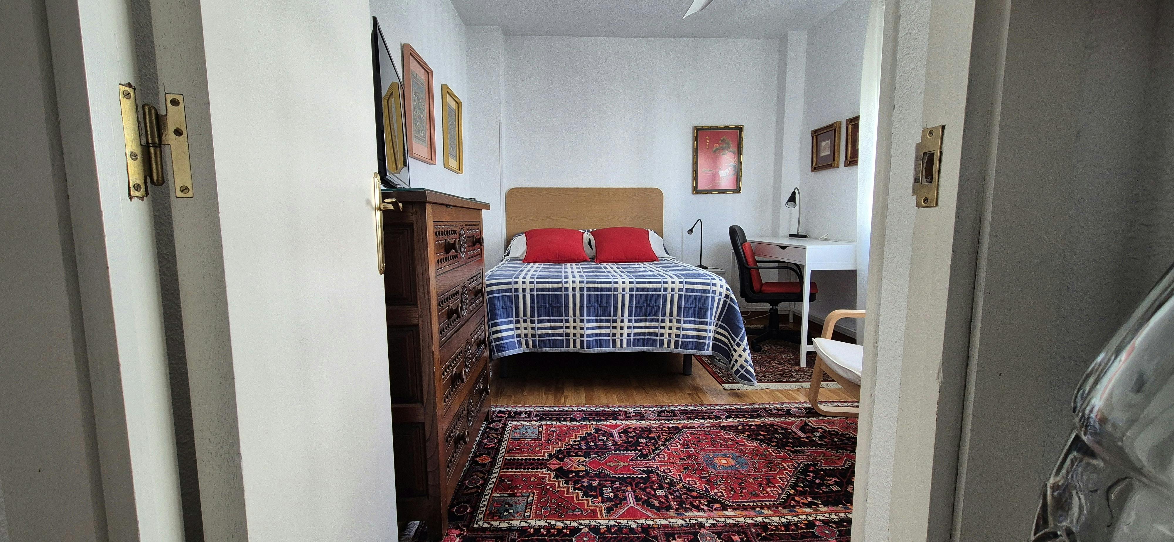 Private room in Calle Fermín Caballero, Madrid (1538276) room image 10