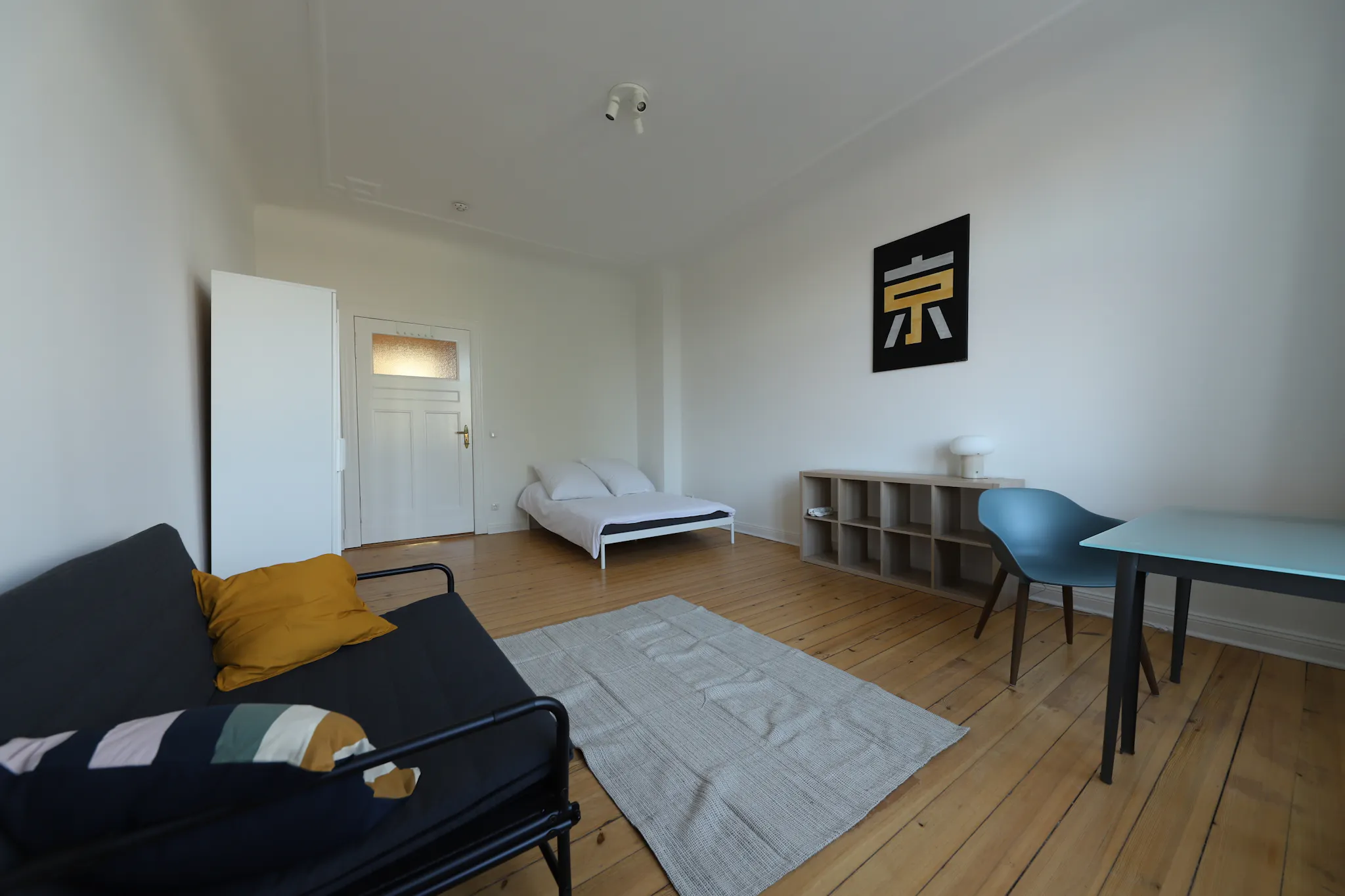 Antwerpener Straße, Berlin preview