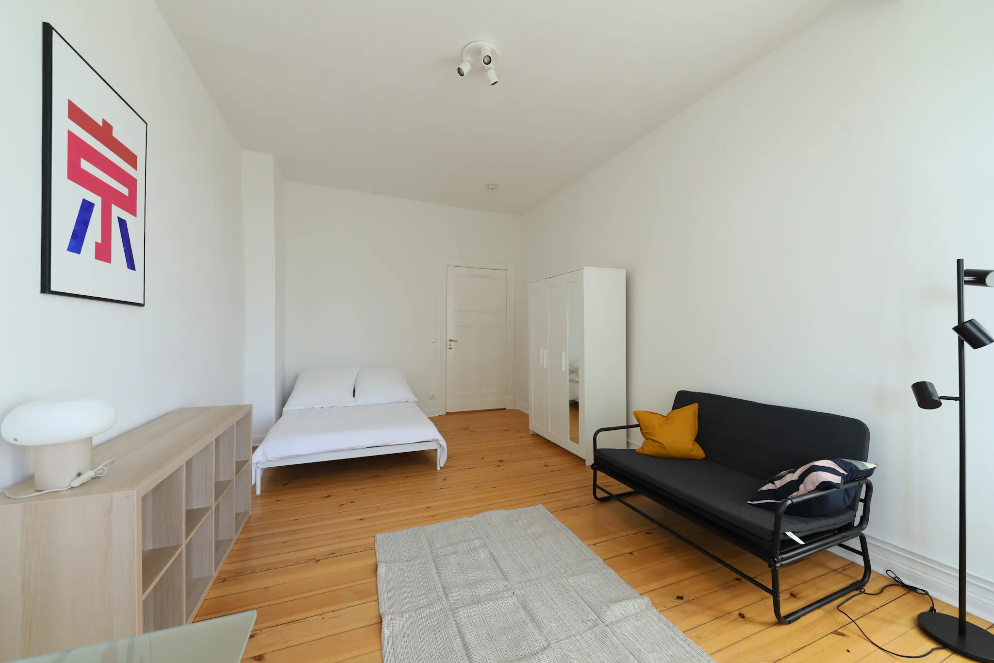 Antwerpener Straße, Berlin preview