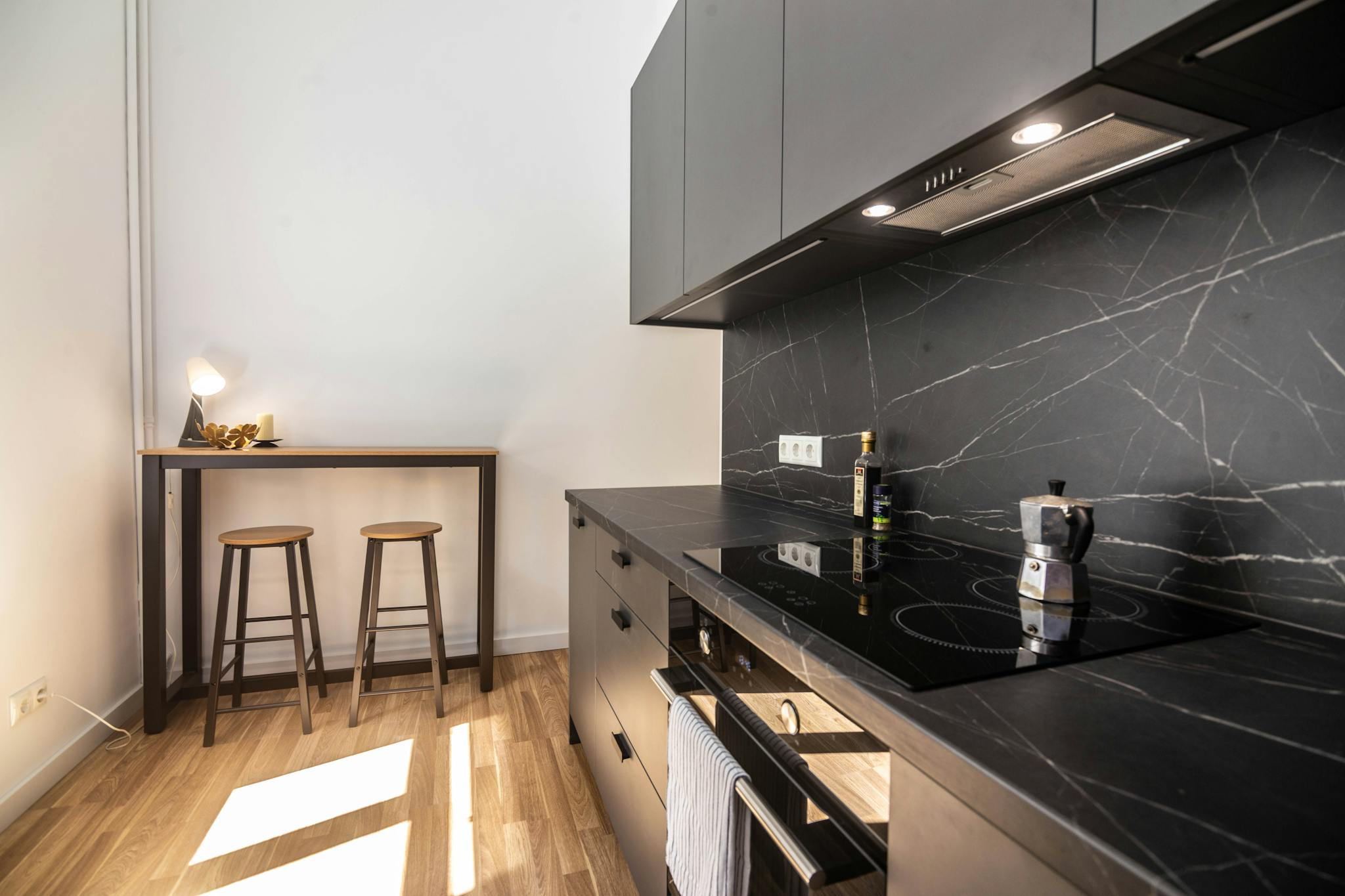 Skolas iela, Riga preview