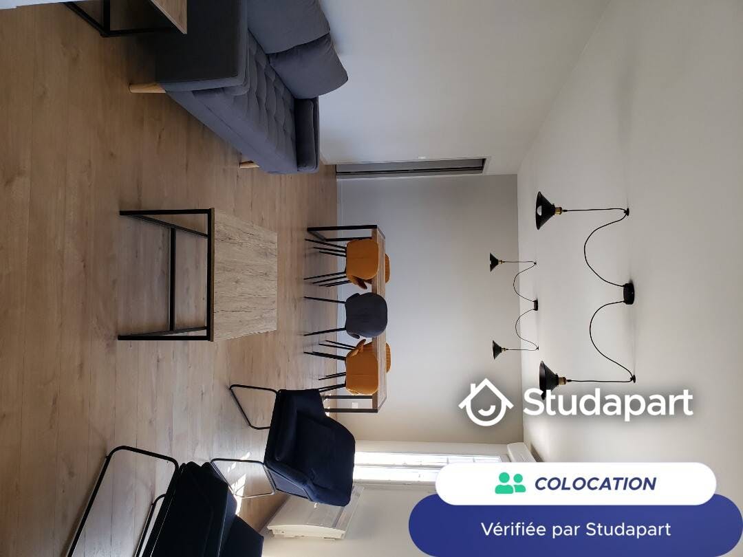Chambre privée à louer pour 396 €/mois à La Roche-sur-Yon, Rue des Pierraillers