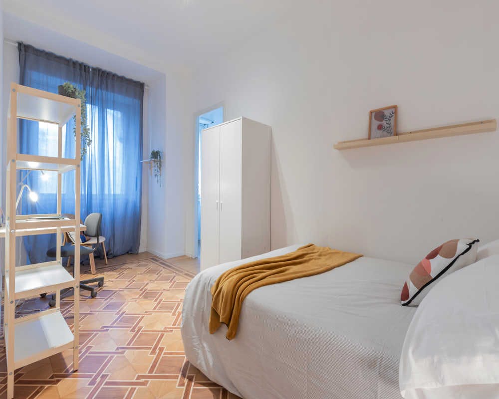 Chambre privée à louer pour 485 €/mois à Turin, Via Breglio