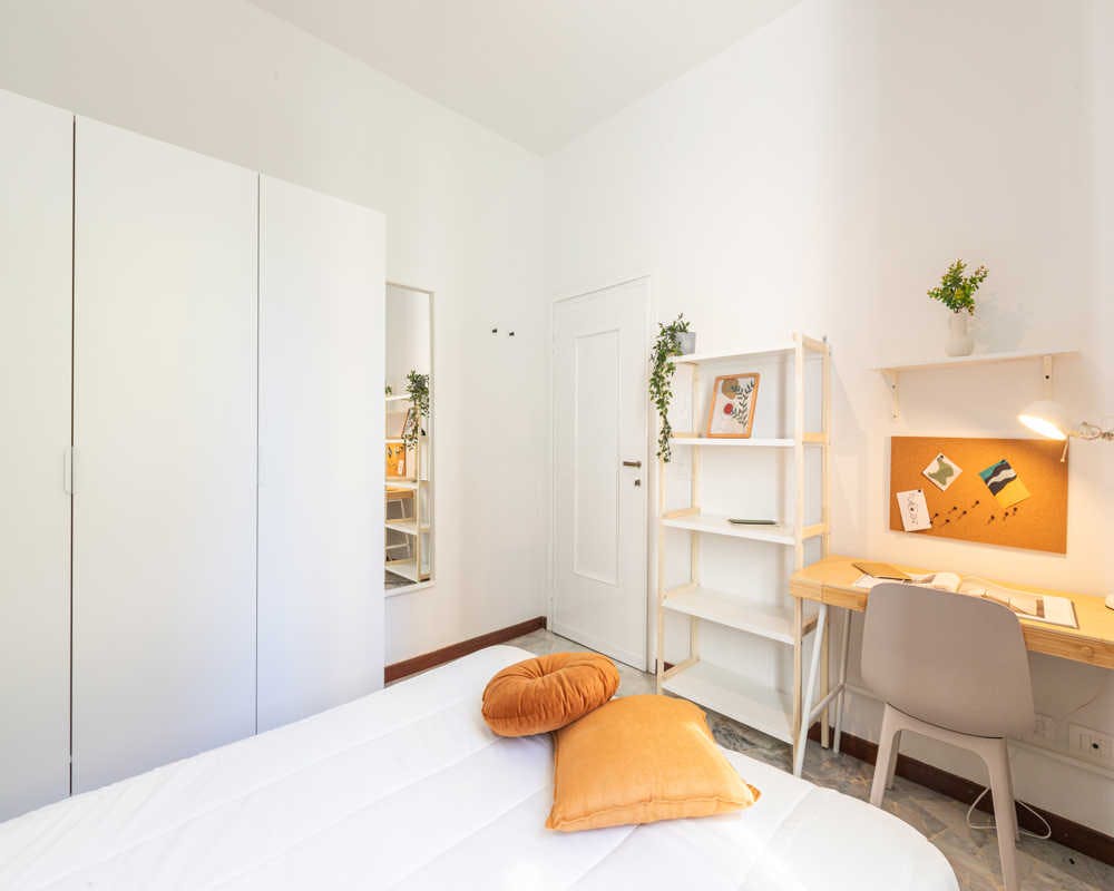 Via Salvatore Barzilai, Milan