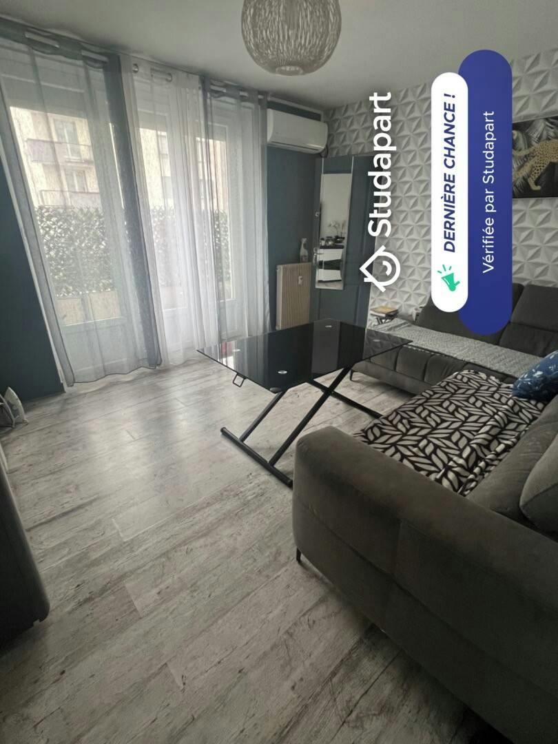 Appartement à louer pour 390 €/mois à Dijon, Boulevard des Clomiers