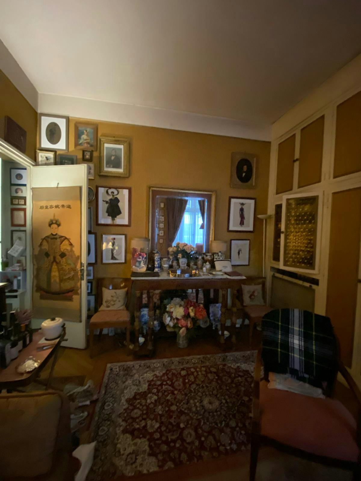 preview gallery tile