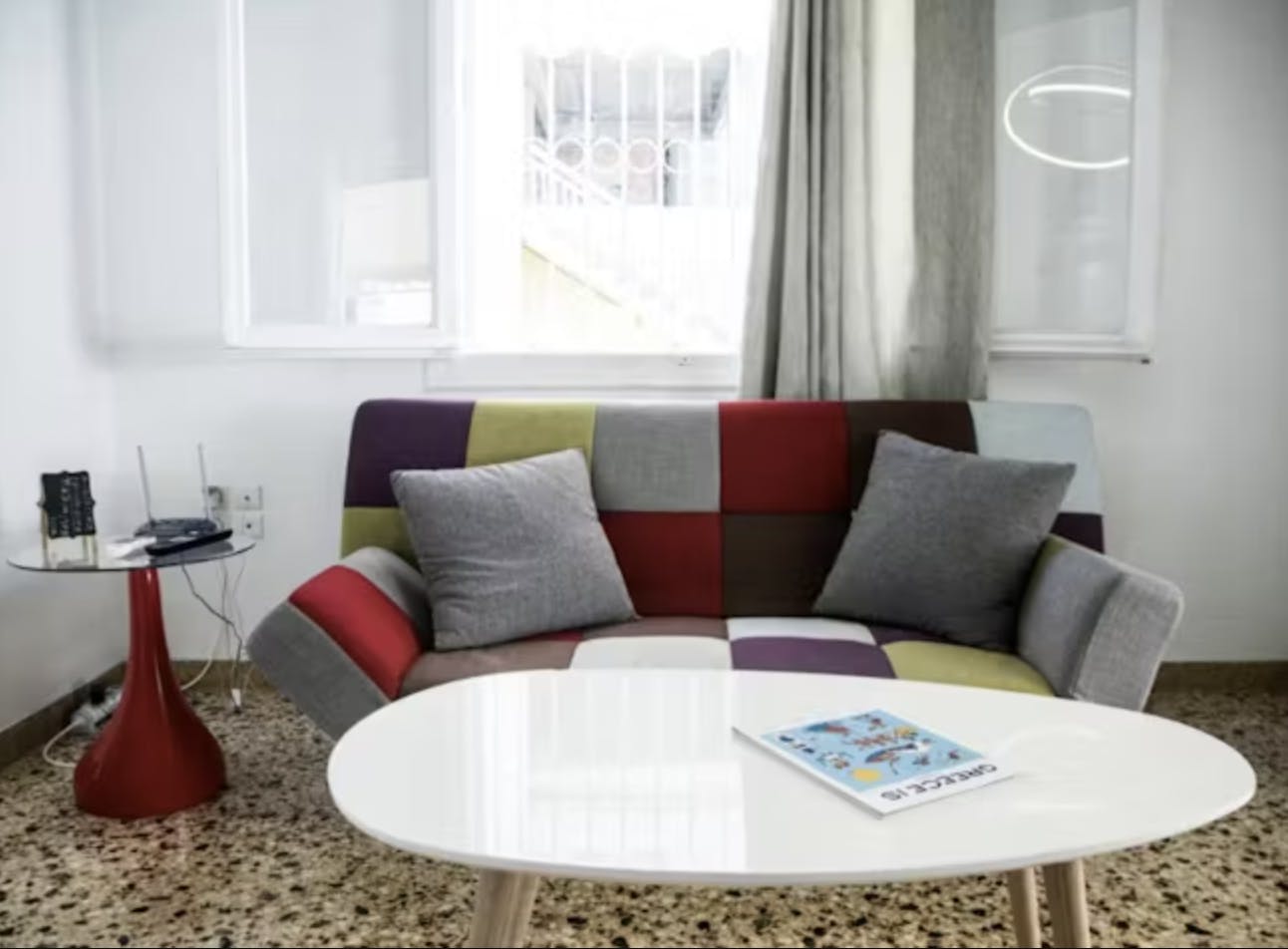 Appartamento in affitto a 500 € al mese a Argyroúpoli, Averof