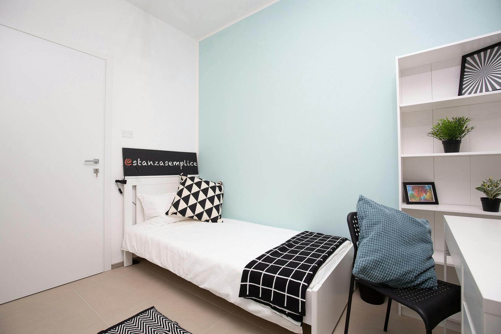 Vicolo Gioia, Rimini preview