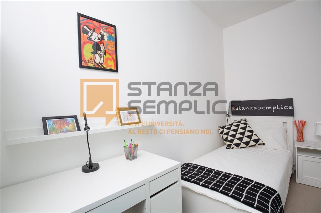 Vicolo Gioia, Rimini preview