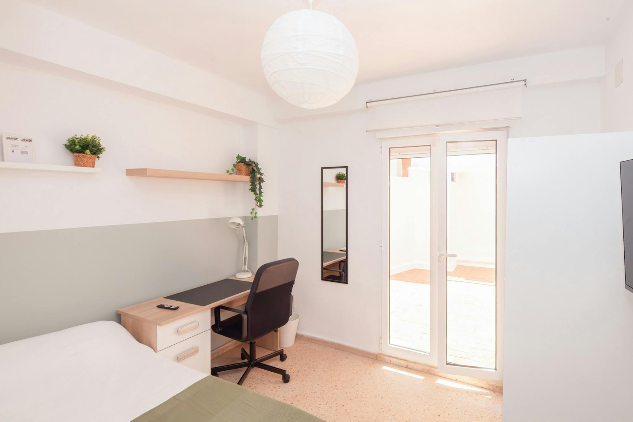 Carrer Julián Peña, Valencia preview