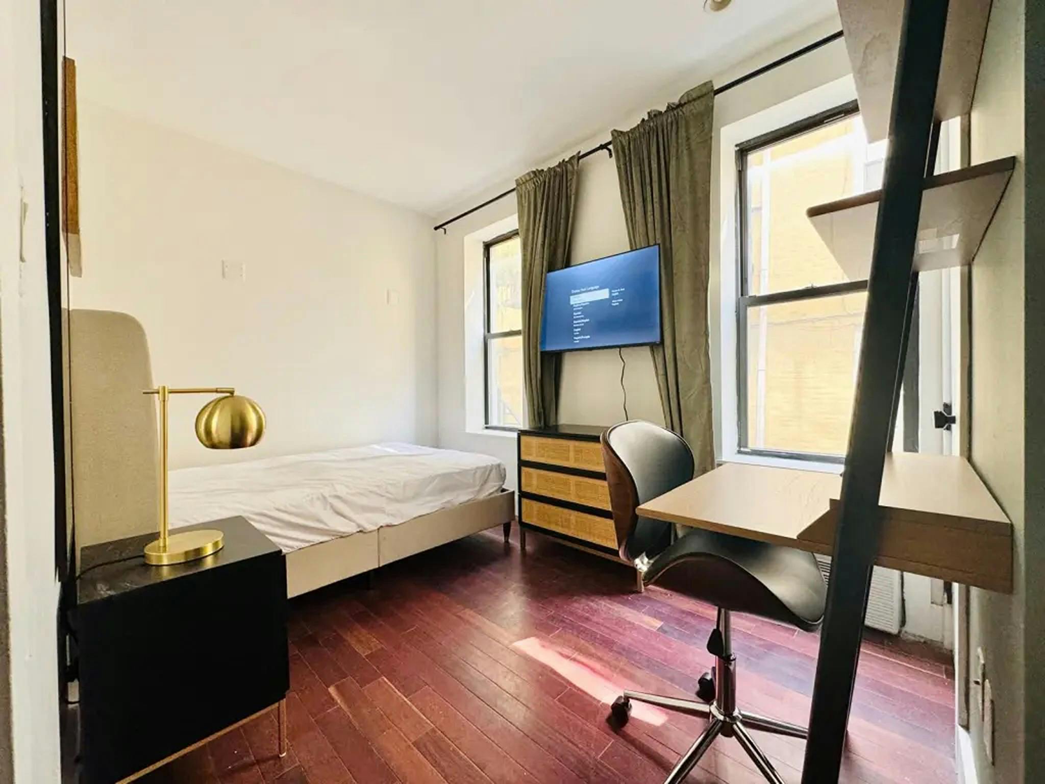 Private room for rent for $1,290 per month in Brooklyn, Starr St