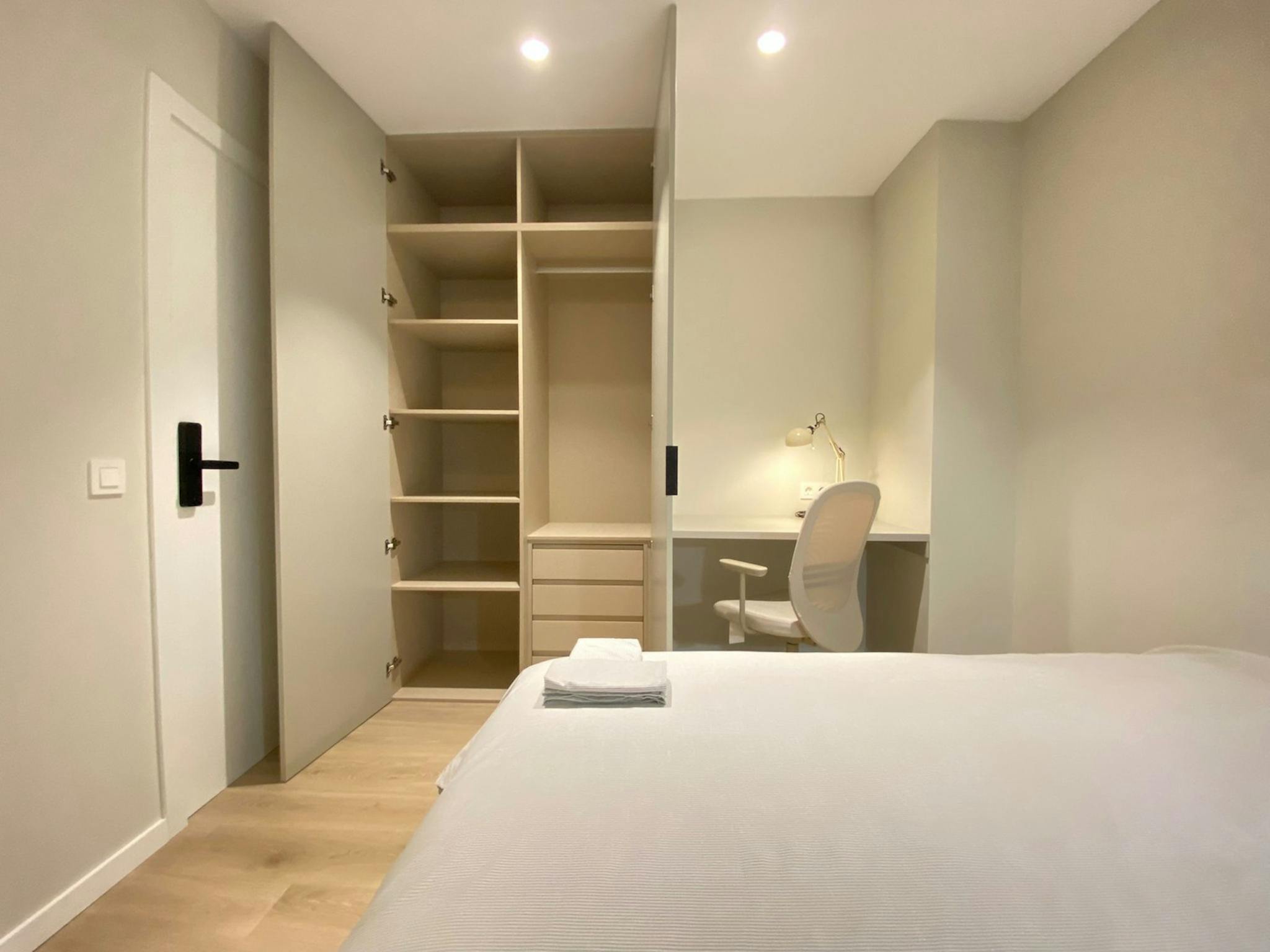 Calle de la Anunciación, Madrid preview