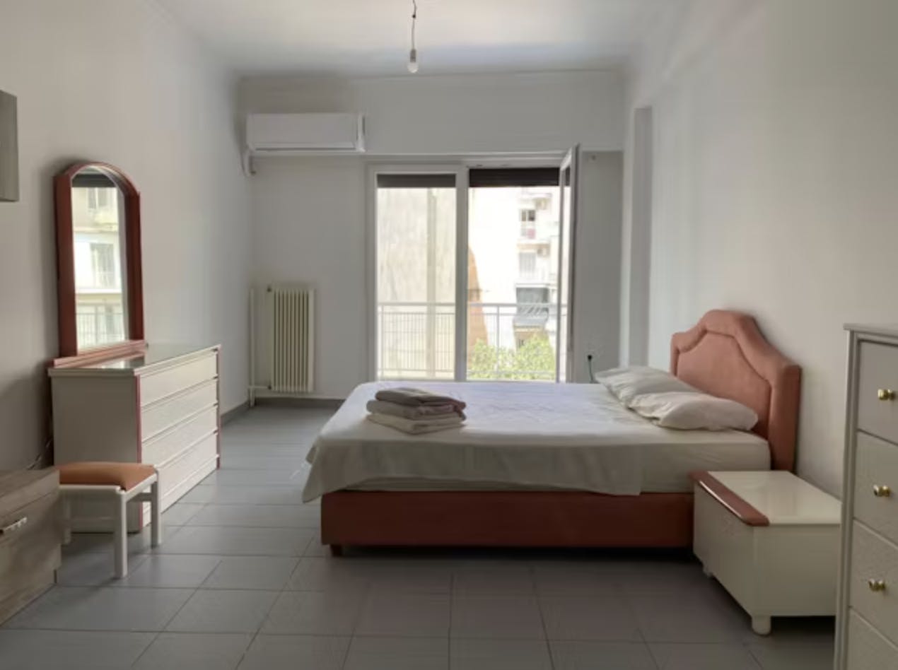 Private room for rent for €600 per month in Athens, Kypselis