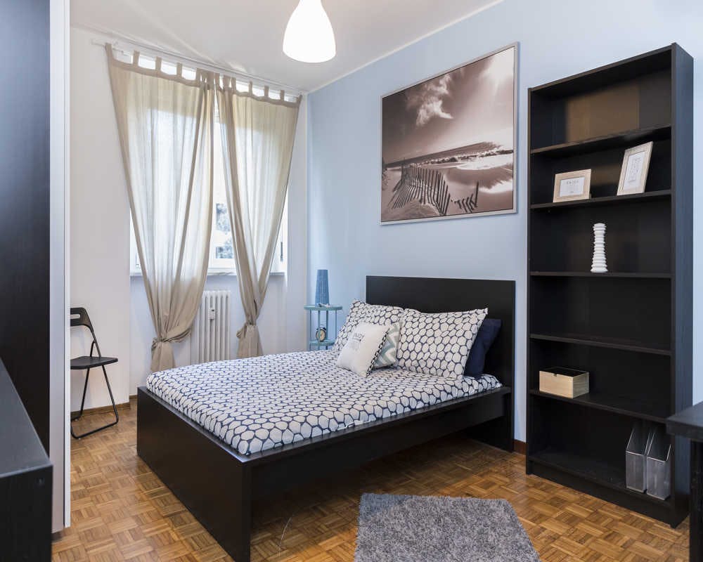 Private room for rent for €570 per month in Cesano Boscone, Via delle Acacie