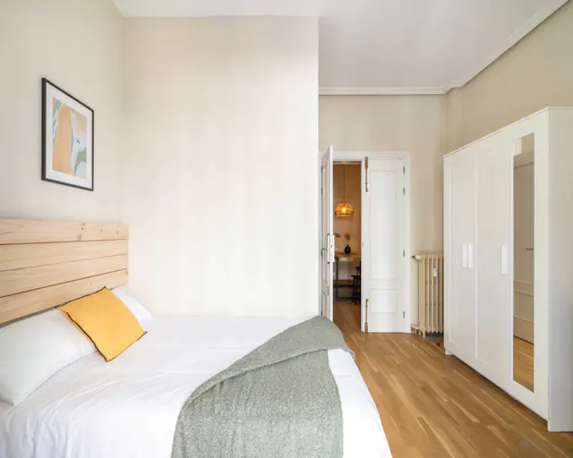 Private room in Calle de Lagasca, Madrid (1539525) room image 2