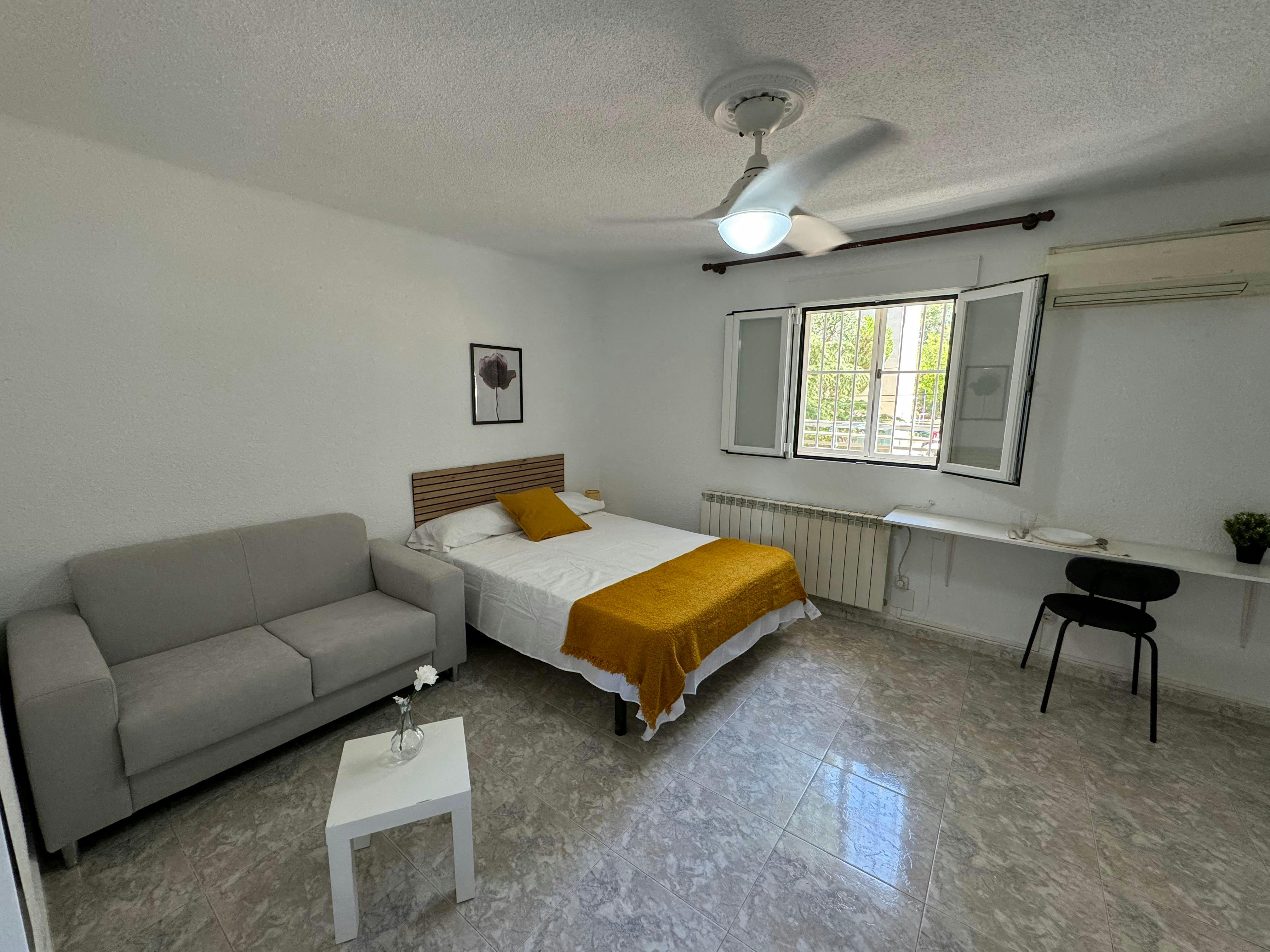 Calle de la Duquesa de Parcent, Madrid preview